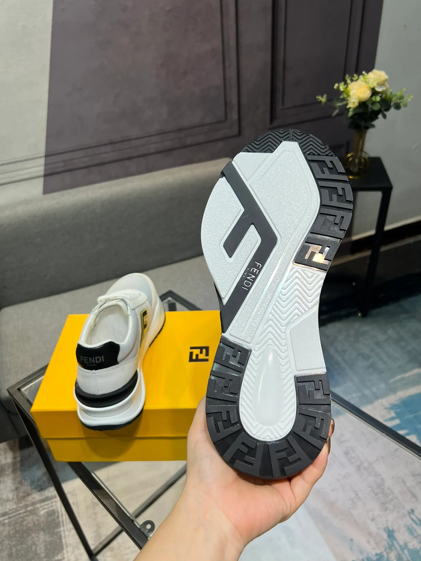 Men's shoes 💰540 FENDI men's fashionable casual shoes 👟Hot sale🔥 Official website 1:1 replica ⬆️Original quality - original leather - original breathable mesh lining original outsole 1:1 replica, code number 38-44 (45-46 customized)